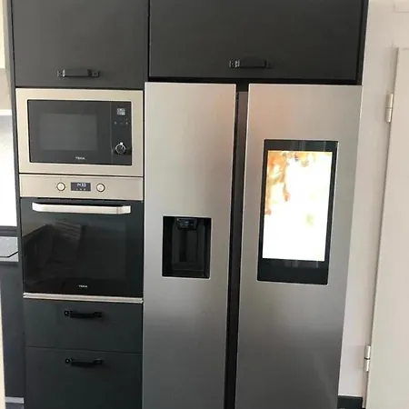 Apartamento Com 3 Quartos E Jacuzzi Em Um Dos Quartos Apartment *