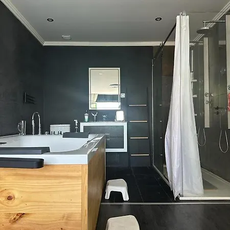 Apartamento Com 3 Quartos E Jacuzzi Em Um Dos Quartos Apartment Lisbon